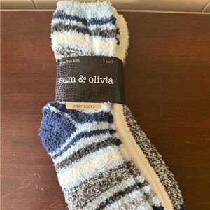 New In Package, Women’s Shoe Size 4-10 Sam & Olivia 3 Pack Cozy Socks